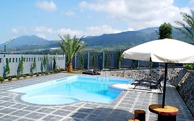 Osmond Villa Resort Bandung